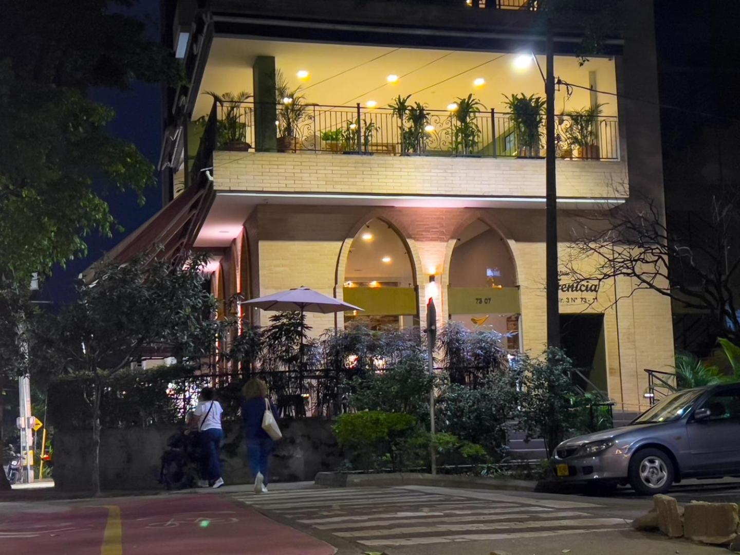 Rosa Negra Comfort Stadio Aparta-Suite Medellin Exterior photo